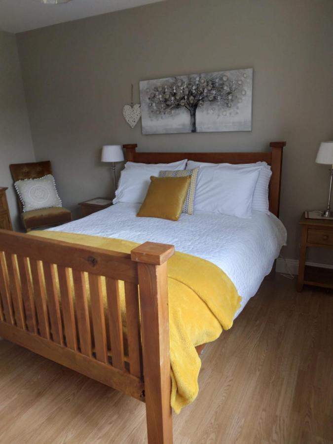 Bed & Breakfast Tess's R95k6n1 Is Unsuitable For Children Under 12 Years Old Freshford